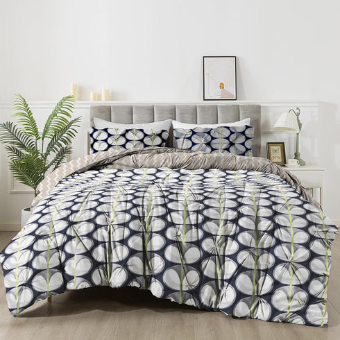 The White Moss Hannah Reversible Print Pinch Pleat AC Comforter With 2 Pillow Cover